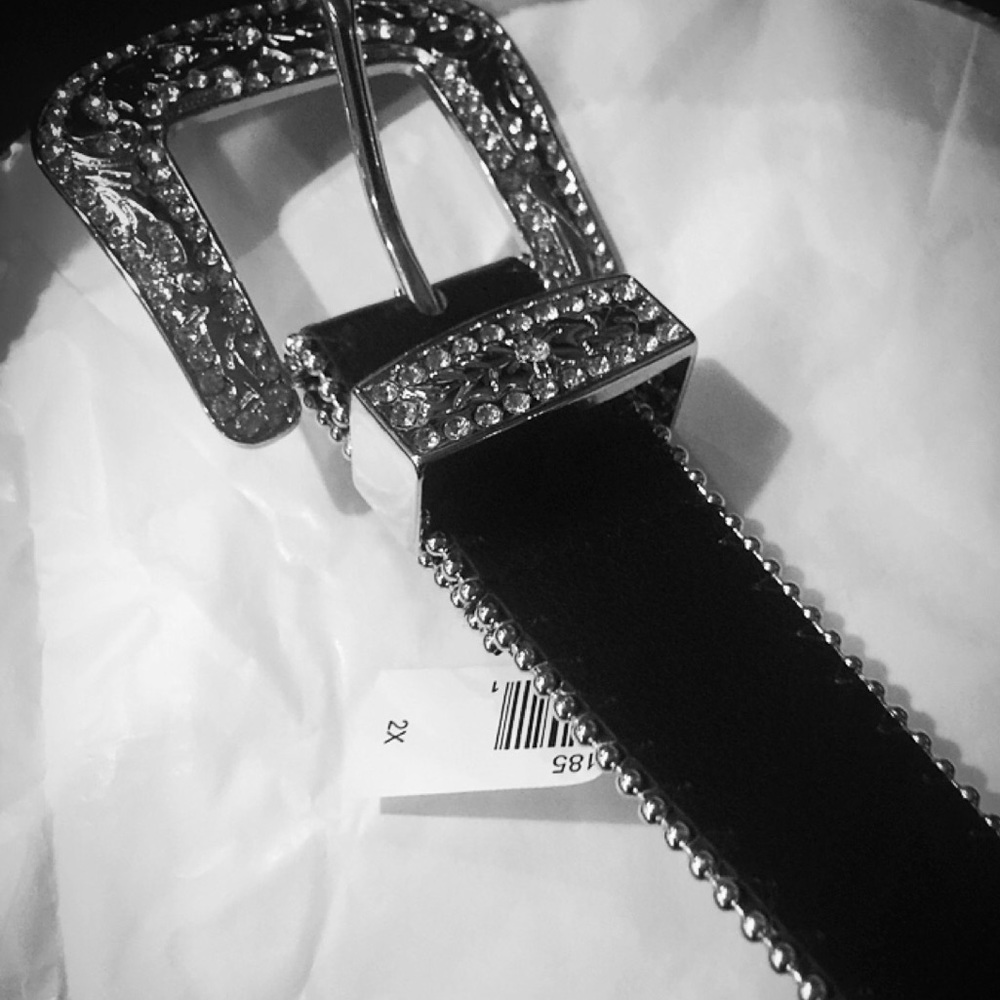 Cute Silver belt. 2X in size. - Picture 2 of 8